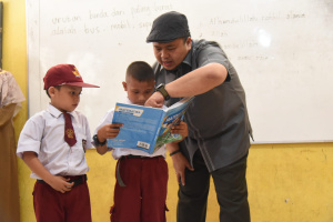 Tak Kenal Lelah, Bupati Dolly Pantau Pelatihan Guru “Gasing” di Tapsel