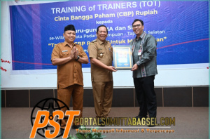 Walikota Padang Sidempuan Hadiri Sosialisasi Cinta Bangga Paham Rupiah Kepada Guru SMA/SMK