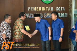 Walikota Padang Sidempuan Menerima Audiensi KNPI Sekaligus Sampaikan Rencana Kegiatan Tahun 2023