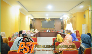 TP PKK dan Dharma Wanita Padang Sidempuan gelar Pengajian di bulan Ramadhan