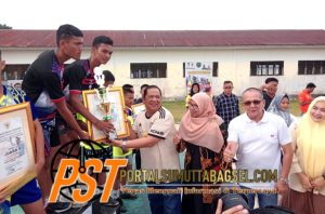 SMAN 1 Juara Kejuaraan Bola Voli Antar Pelajar Piala Walikota Cup Padangsidimpuan