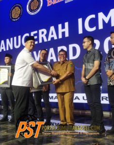Bupati Tapanuli Selatan Terima Penghargaan Anugerah ICMI Muda Award 2023