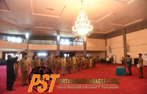 Bupati Tapsel Dolly Pasaribu Melantik Pejabat Administrator, Tenaga Kesehatan, Dan Kepala Sekolah Dasar