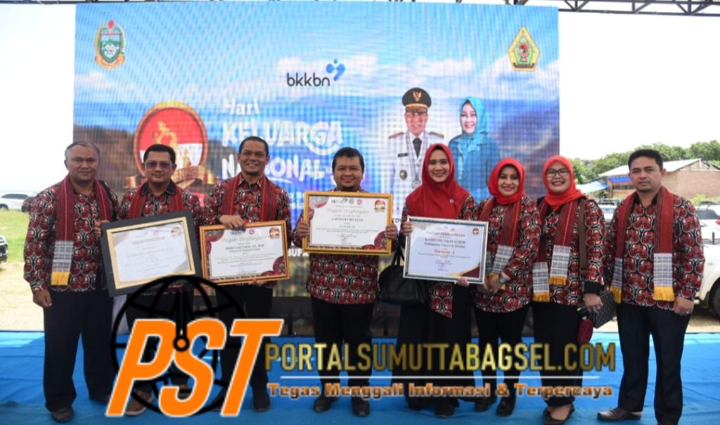 Harganas Ke-30 Sumut Di Samosir, Pemkab Tapsel Raih 4 Penghargaan