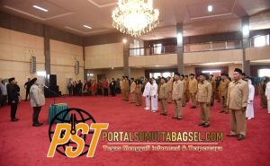 Bupati Dolly Lantik Pejabat Administrator, Pengawas, Dan Guru Di Lingkungan Pemkab Tapsel