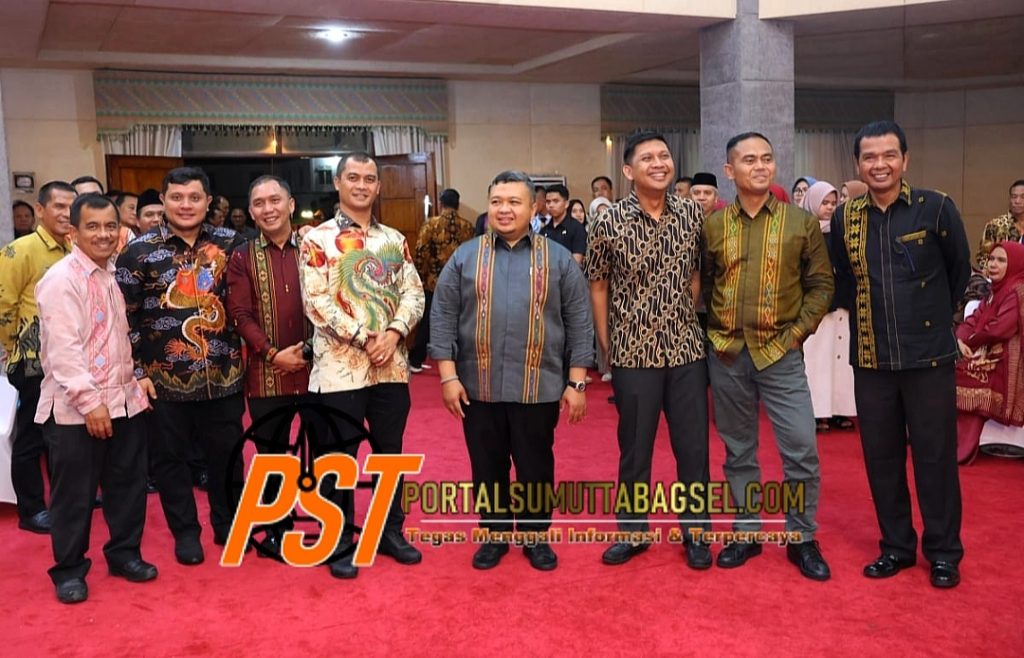 Bupati Dolly Pasaribu Hadiri Malam Pisah Sambut Kapolres Tapsel