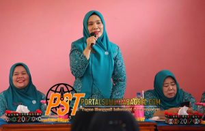 Ketua TP PKK Tapsel Rosalina Beri Motivasi ke PKK Desa Sanggapati