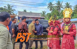 Pejabat Wali Kota Padangsidimpuan Letnan Hadiri Pelantikan NNB Desa Pudun Jae