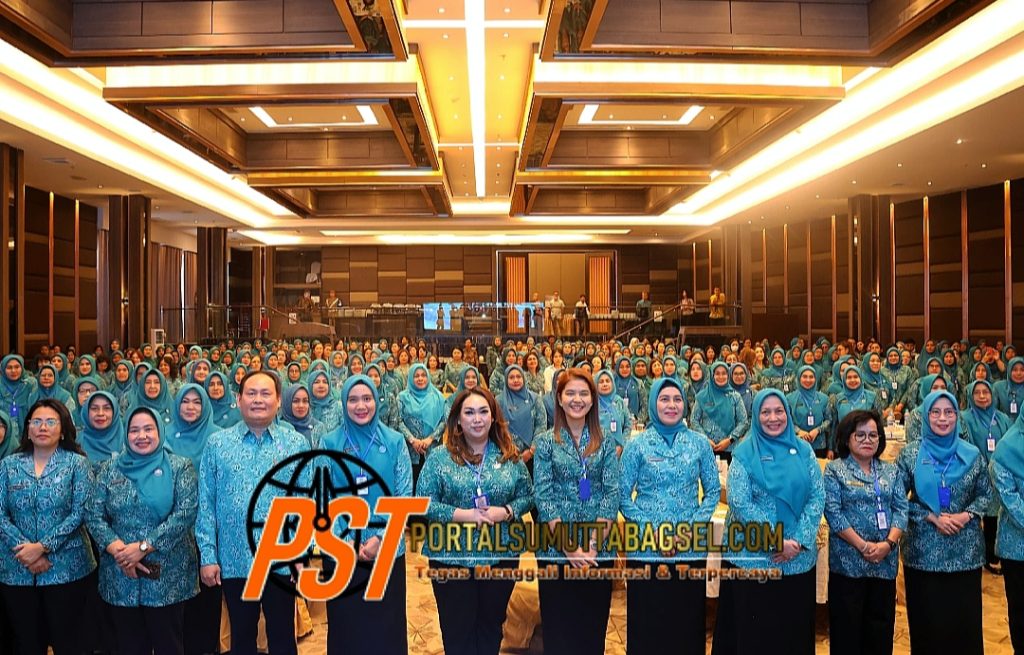 Ketua TP PKK Tapsel Rosalina Hadiri Pelatihan Tertib Administrasi dan Workshop Pokja