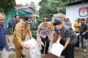 Kapolres Padangsidimpuan Memimpin Pemusnahan dan Pelepasan Logistik Pemilu