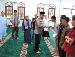 Kapolsek Batunadua Tunjukkan Kepedulian dengan Hadir di Penyambutan Ramadhan dan Berikan Santunan