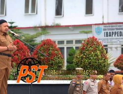 Usai Cuti Idul Fitri Bupati Tapsel Pimpin Apel Gabungan di Lapangan Parade