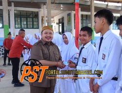 Bupati Tapsel Fasiltasi Pembuatan Dokumen e-KTP Siswa-Siswi SMAN 1 Angkola Barat
