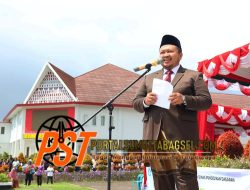 Bupati Tapsel Dolly Pasaribu Irup Peringatan Hardiknas 2024
