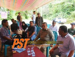 Bupati Tapsel Serahkan Santunan Kepada Keluarga Korban Lakalantas Antara Sepeda Motor Versus Mobil L300