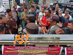 Demo Jilid Kedua Wartawan, Kejari Padangsidimpuan Selalu Tugas Luar