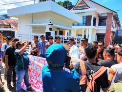 GMM Peduli Hukum Tapsel – Kota Padangsidimpuan Demo Kejari Padangsidimpuan, Tuntut Usut Dugaan Pungli di BKD