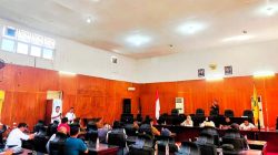 Kegiatan Advetorial, Kepala Dinas Kominfo Padangsidimpuan Preng Wartawan