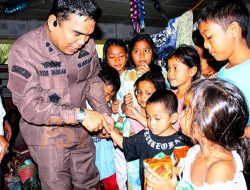 Adhyaksa Peduli Korban Banjir Madina, Plt Kajari Yos Ajak Pulihkan Keadaan Bersama