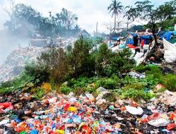 Asap Pembakaran Sampah TPA Batu Bola Padangsidimpuan Mengganggu Kesehatan