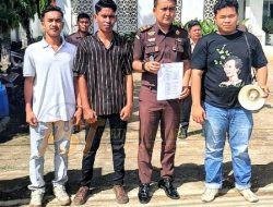 HIMPAS PALAS Unjuk Rasa Di Kantor Kejaksaan Dan Inspektorat
